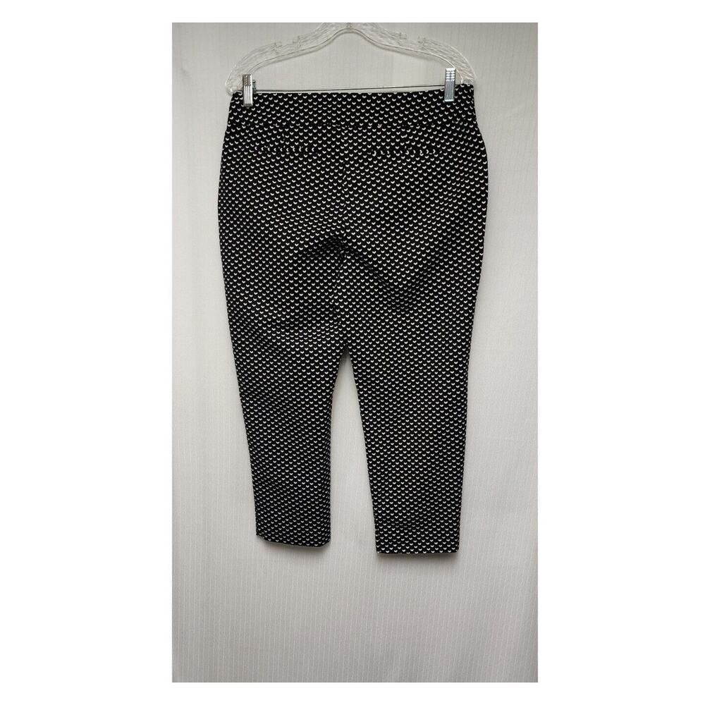 APT 9 Women's Pants Black White Geometric Cropped Flat Front Stretch Size 10 - Picture 4 of 8
